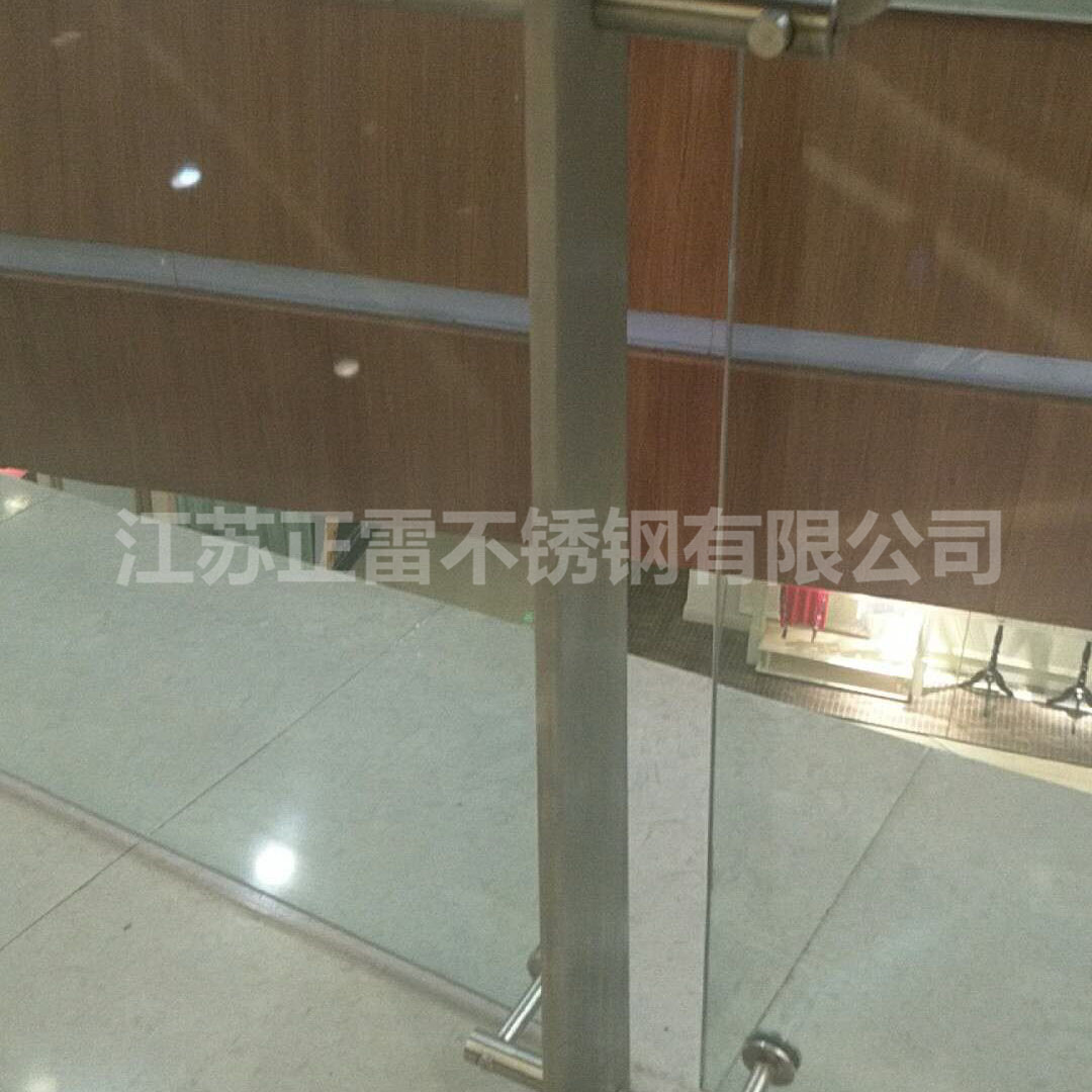 貴陽(yáng)花果園商場(chǎng)不銹鋼立柱