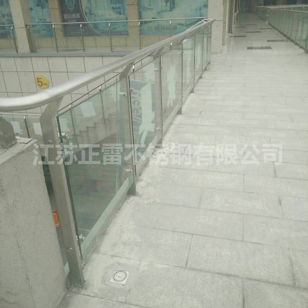 建材城空心不銹鋼玻璃護欄