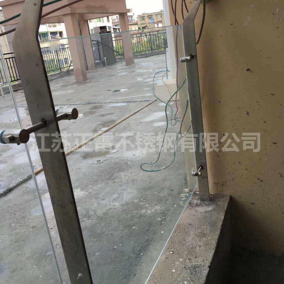 單片不銹鋼立柱